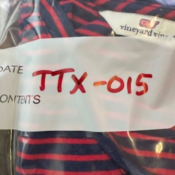 Vineyard Vines Women's V-Neck Short Sleeve Navy and Red Striped Top Size Medium - Picture 5 of 5